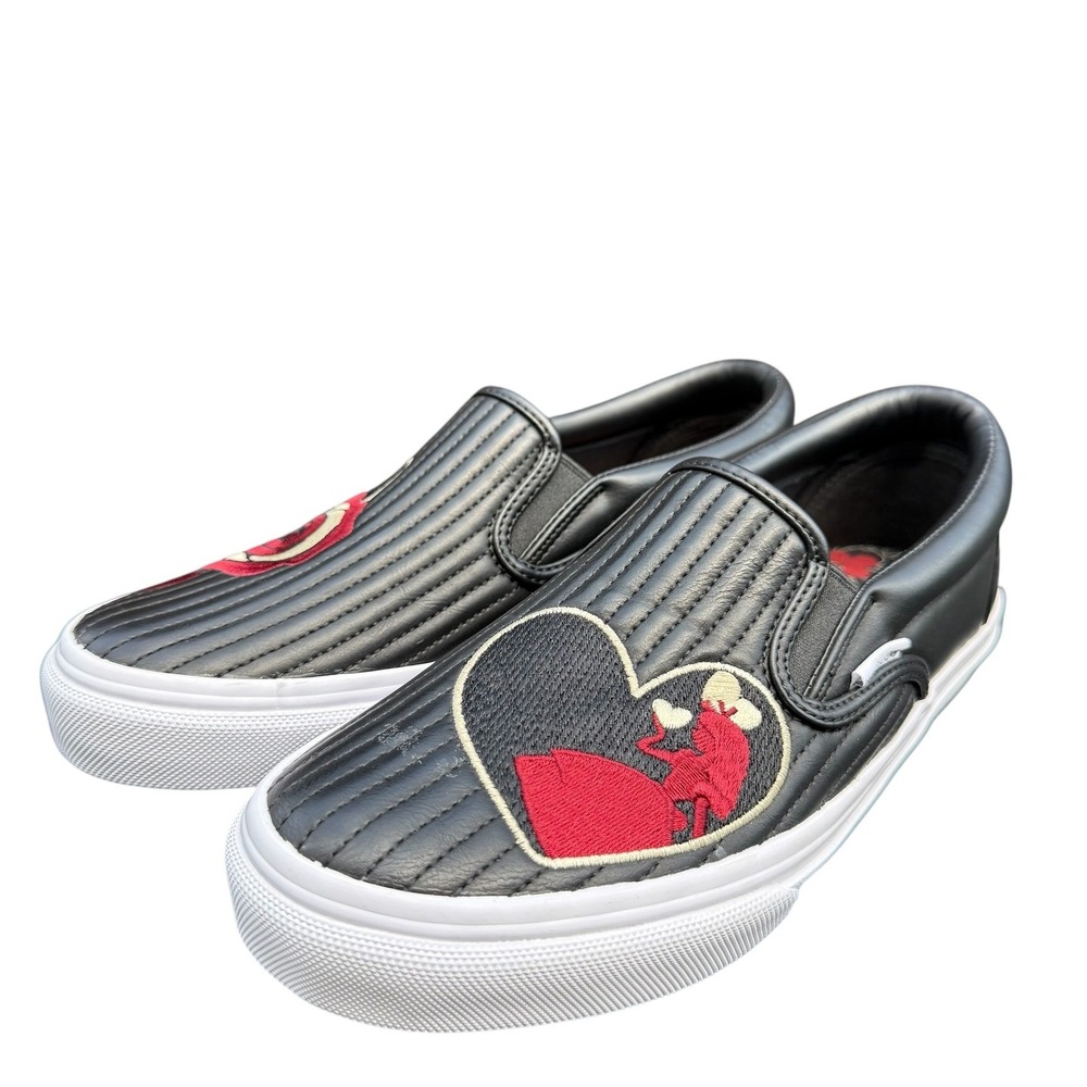 Vera Bradley Disney Alice in Wonderland Sneakers Womens 8 Black Queen of Hearts